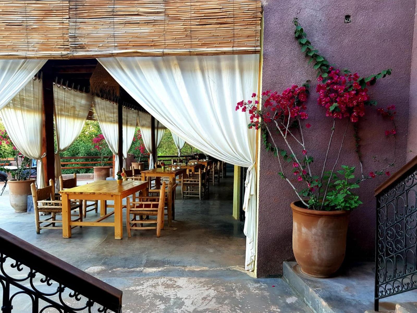 Hotel Ourika Timalizène le jardin des délices Tamezindert Exterior foto
